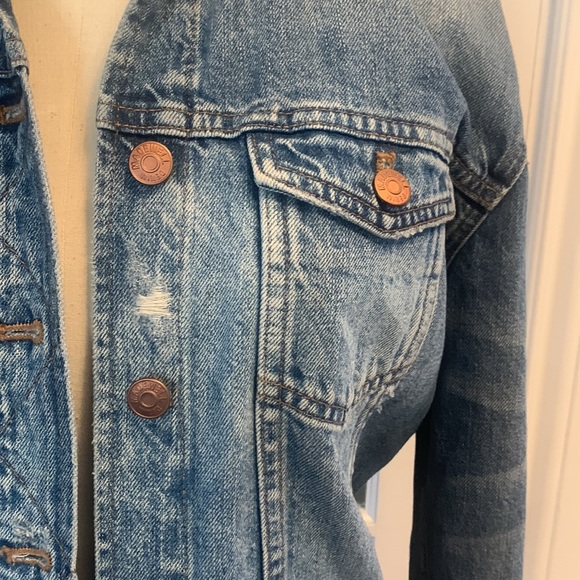 Madewell oversized distressed jean jacket - Picture 2 of 5